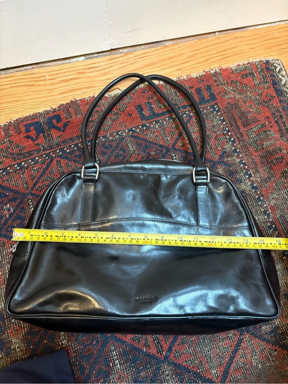 Vagabond sleek black